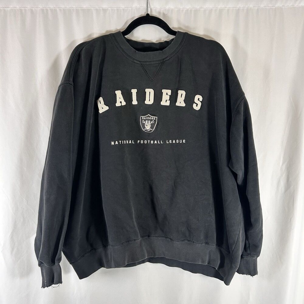 Vintage Lee Raiders Sweater Men's Large Black Crew Neck Pullover Embroidered